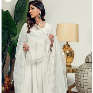 New Designer Anum Jung Pakistani Three Piece / Desi Dress with skirt. Sold Out